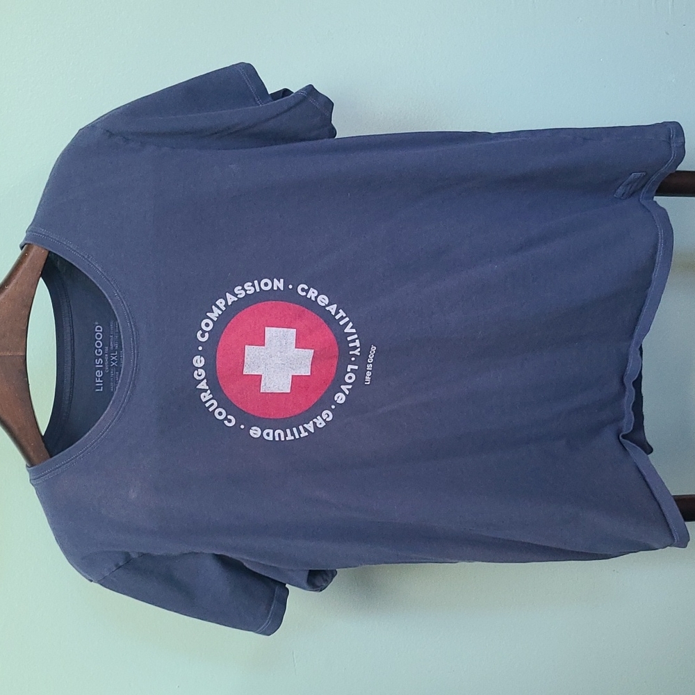 Life is Good XXL healthcare worker t-shirt